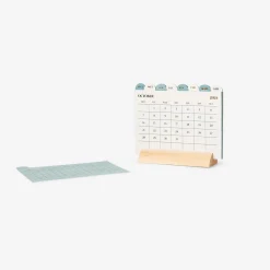 Discount Flying Tiger Tischkalender mit Holzhalterung - Englisch