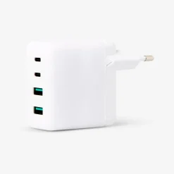 Sale Flying Tiger Wandadapter mit vier Anschlüssen. USB-C und USB 3.0